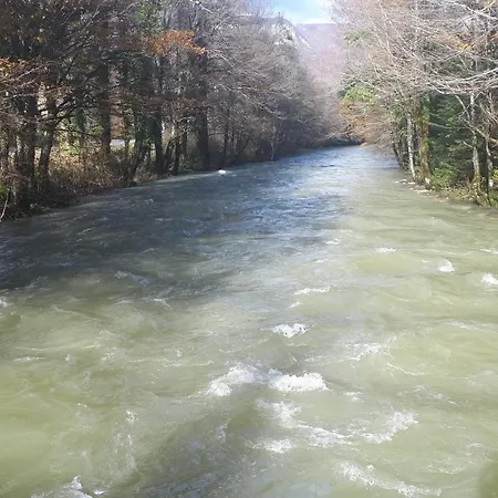 Petit Belosevic Casa de Férias Kuzelj