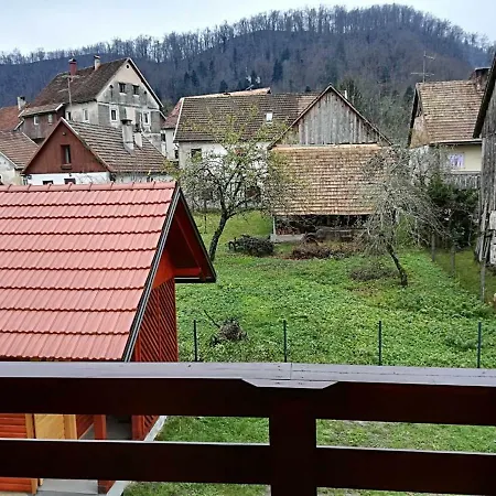 Petit Belosevic Feriehus *